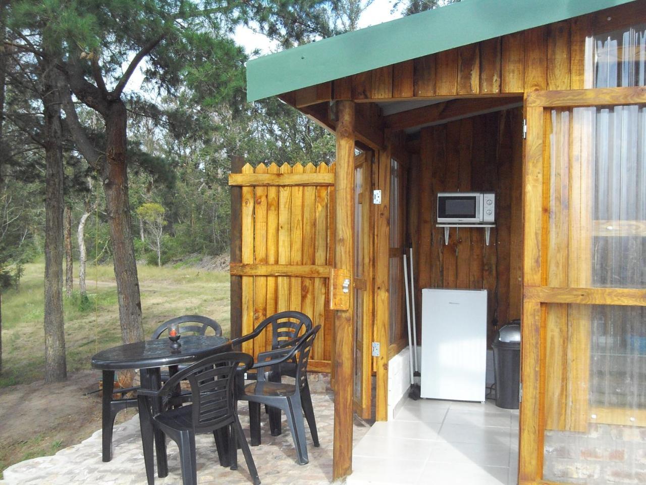 Отель Sedgefield Huts Экстерьер фото