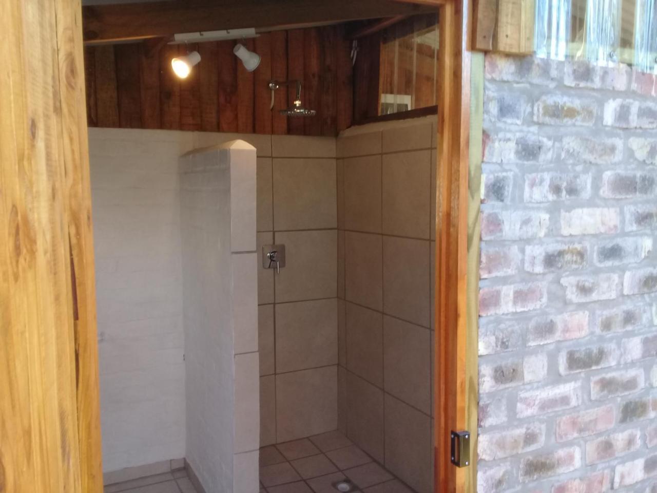 Отель Sedgefield Huts Экстерьер фото