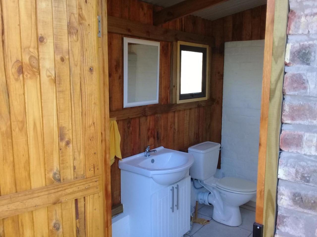 Отель Sedgefield Huts Экстерьер фото