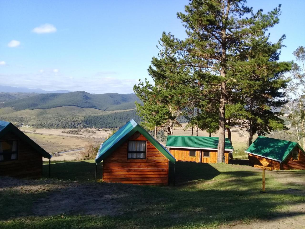 Отель Sedgefield Huts Экстерьер фото