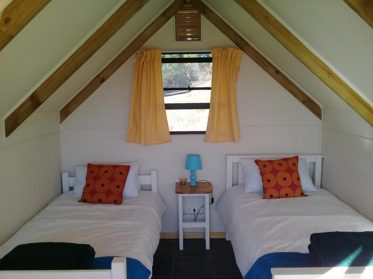 Отель Sedgefield Huts Экстерьер фото